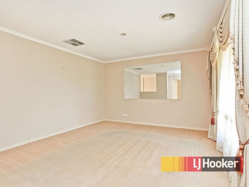 94 Lynbrook Boulevard, Lynbrook VIC 3975