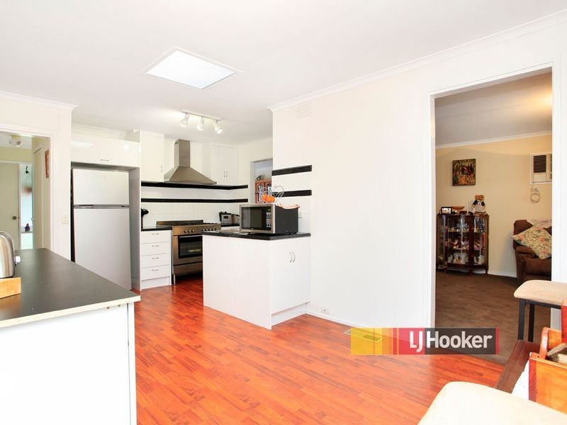 7 Valma Avenue, Cranbourne VIC 3977