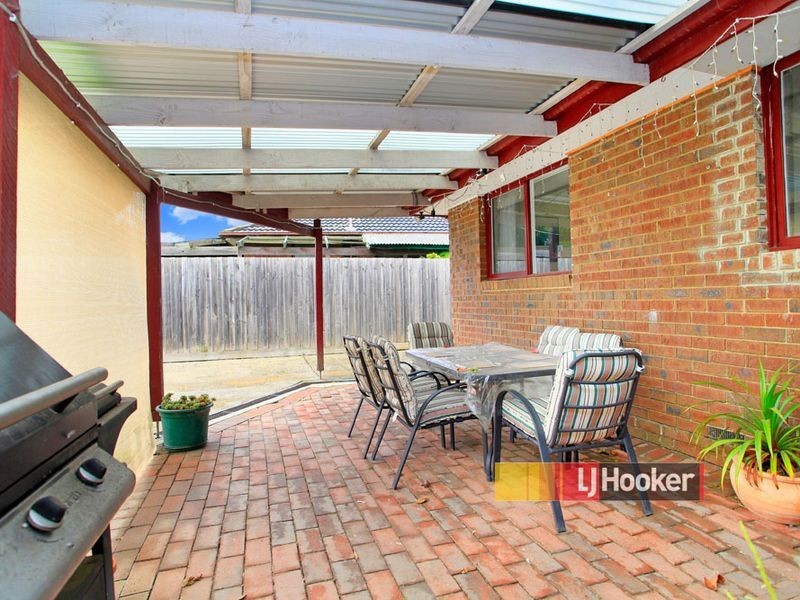 7 Valma Avenue, Cranbourne VIC 3977