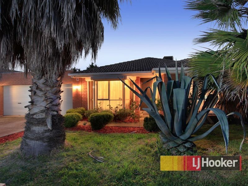 10 Justin Circuit, Hampton Park VIC 3976