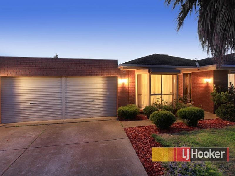10 Justin Circuit, Hampton Park VIC 3976