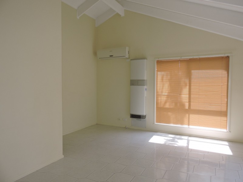 1 Simone Court, Hallam VIC 3803
