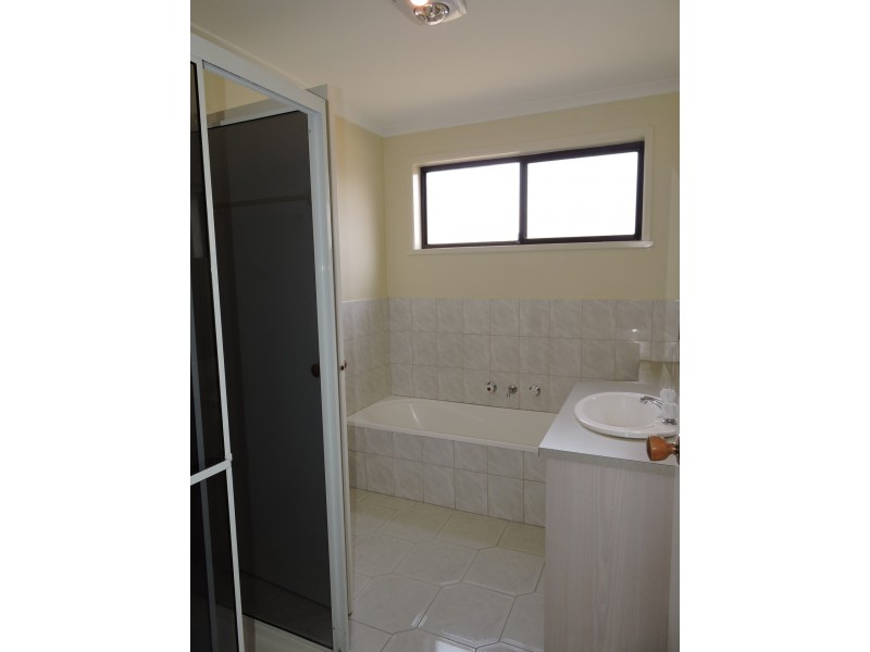 1 Simone Court, Hallam VIC 3803