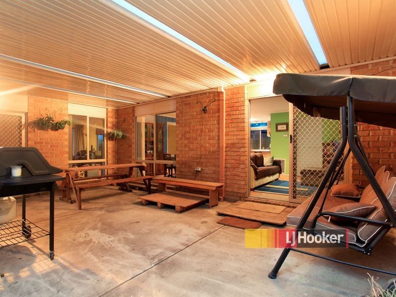 11 The Retreat, Hampton Park VIC 3976