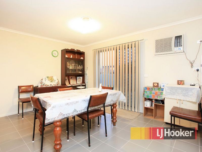 10 Elpara Way, Hampton Park VIC 3976