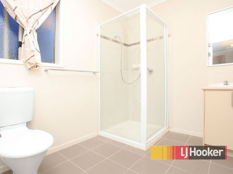 10 Elpara Way, Hampton Park VIC 3976