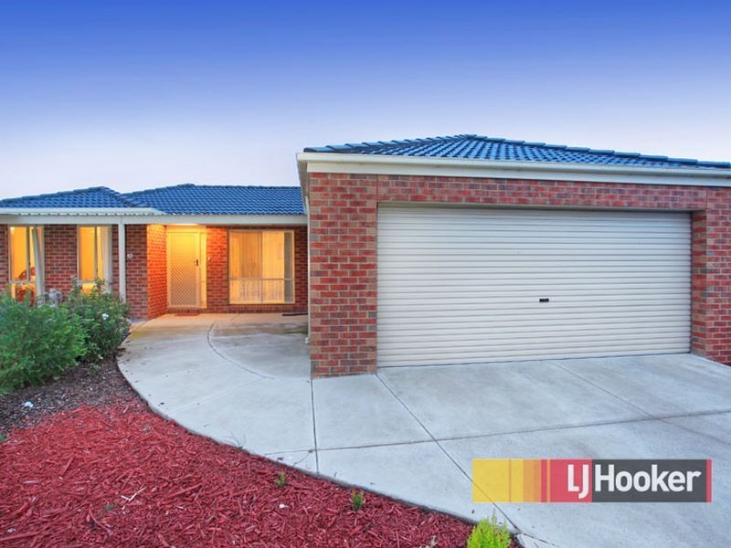 10 Elpara Way, Hampton Park VIC 3976
