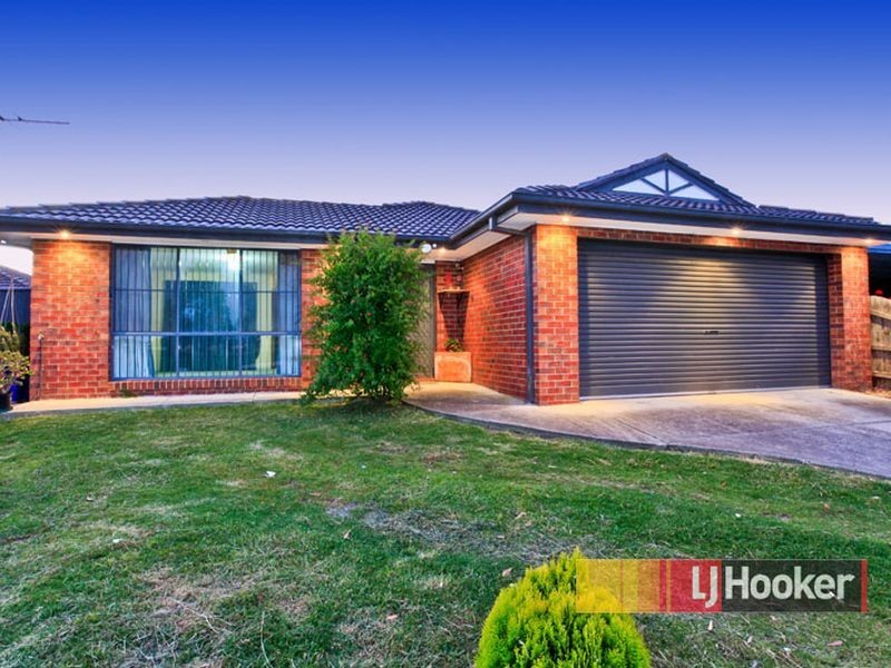 73 The Parkway, Hampton Park VIC 3976
