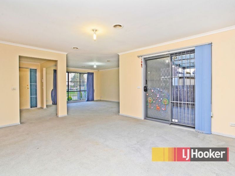 73 The Parkway, Hampton Park VIC 3976