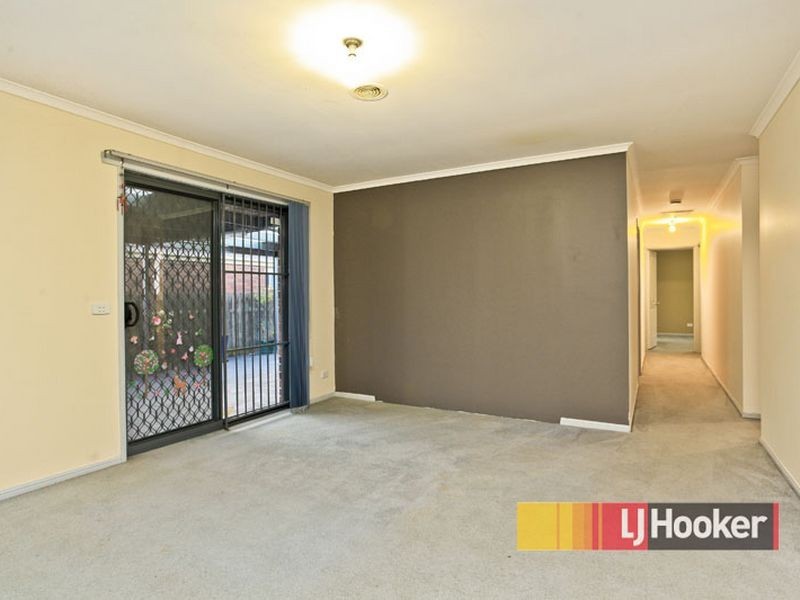 73 The Parkway, Hampton Park VIC 3976
