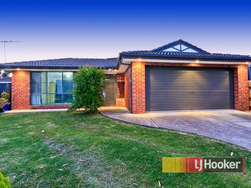 73 The Parkway, Hampton Park VIC 3976