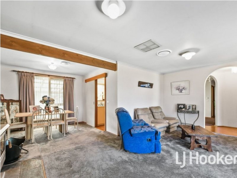 17 Princess Maria Place, Hampton Park VIC 3976