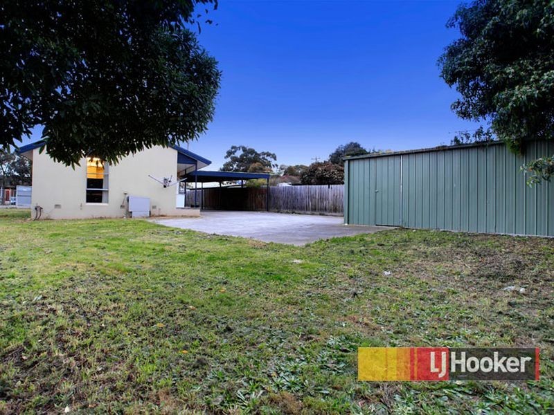 127 Somerville Road, Hampton Park VIC 3976