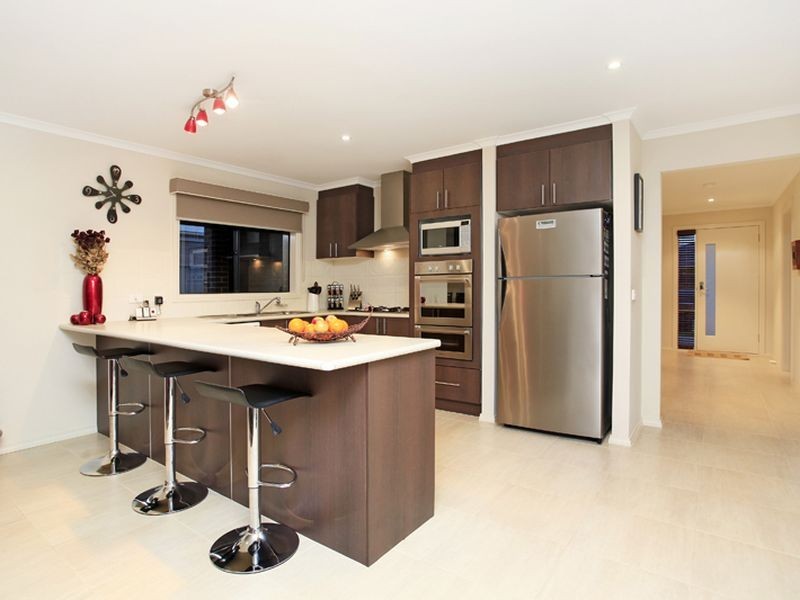 62 Tyndall Street, Cranbourne East VIC 3977