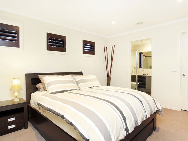 62 Tyndall Street, Cranbourne East VIC 3977