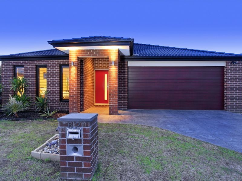 62 Tyndall Street, Cranbourne East VIC 3977
