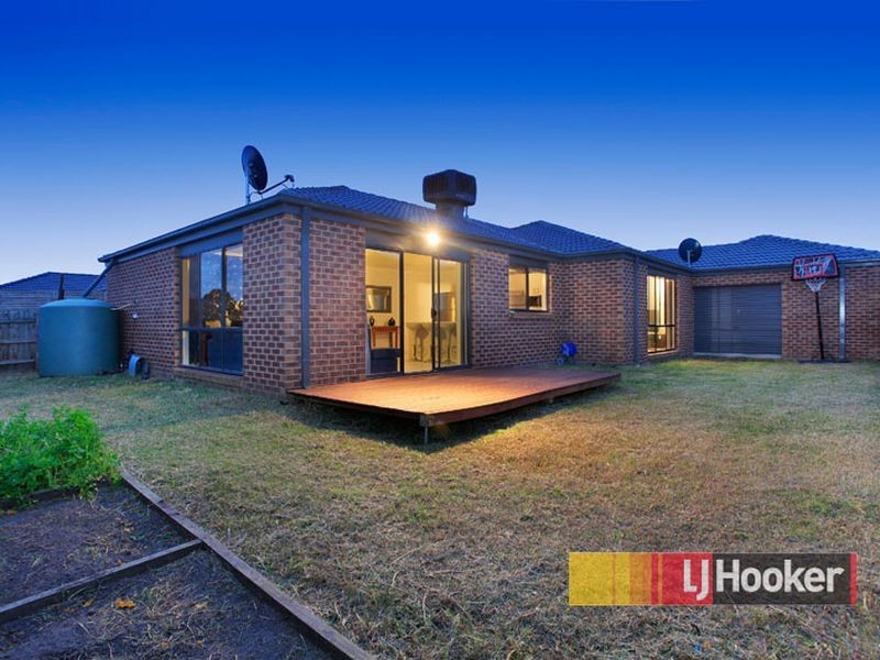 50 Domino Way, Hampton Park VIC 3976