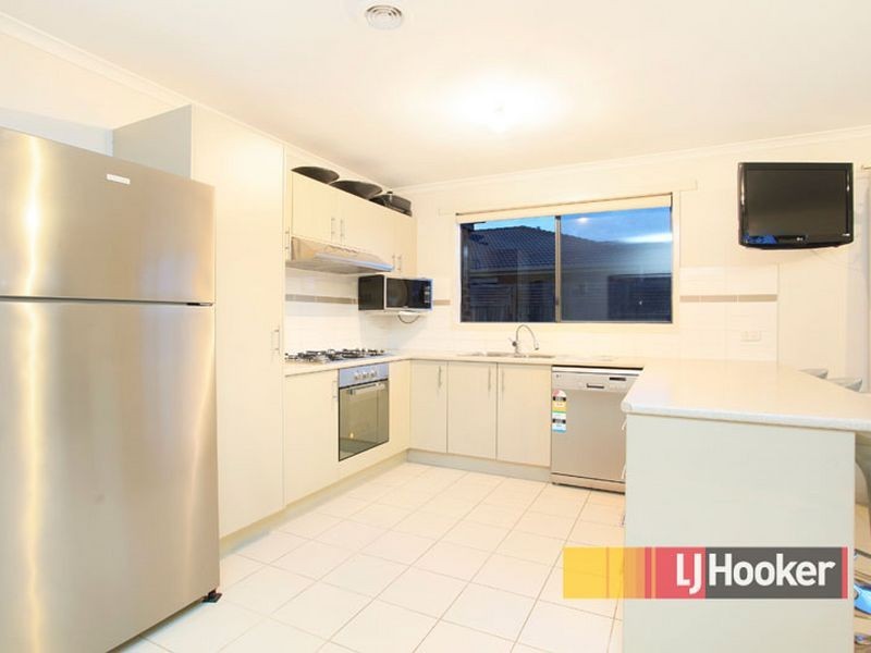 50 Domino Way, Hampton Park VIC 3976