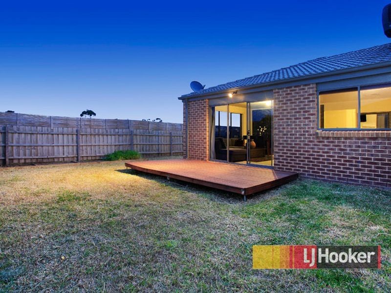 50 Domino Way, Hampton Park VIC 3976