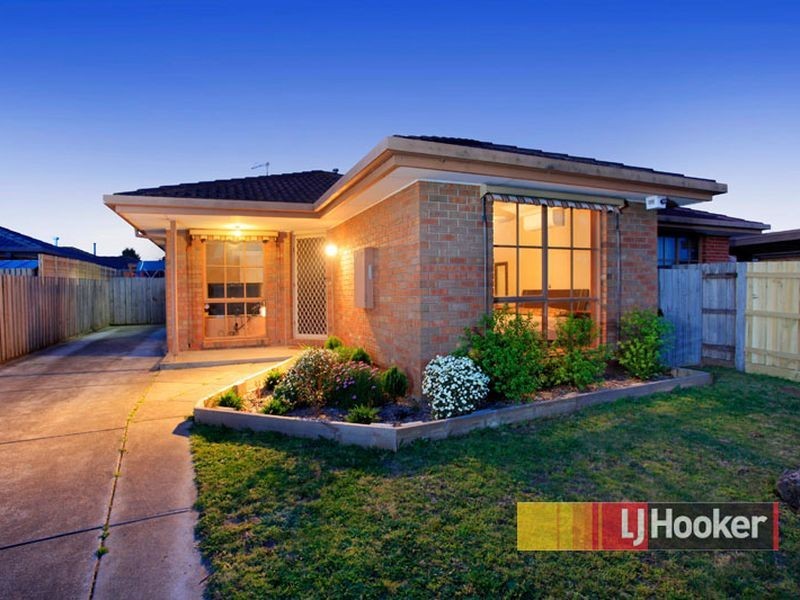9 Kirkwood Crescent, Hampton Park VIC 3976