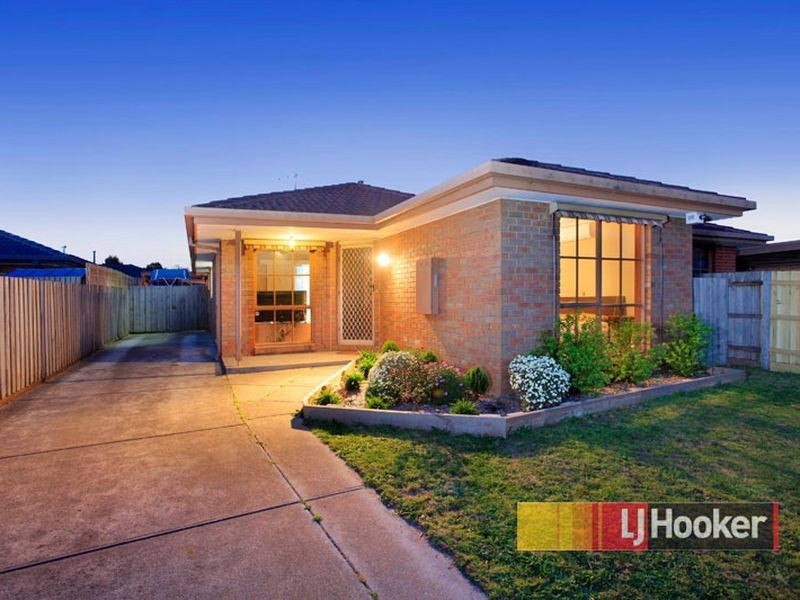 9 Kirkwood Crescent, Hampton Park VIC 3976