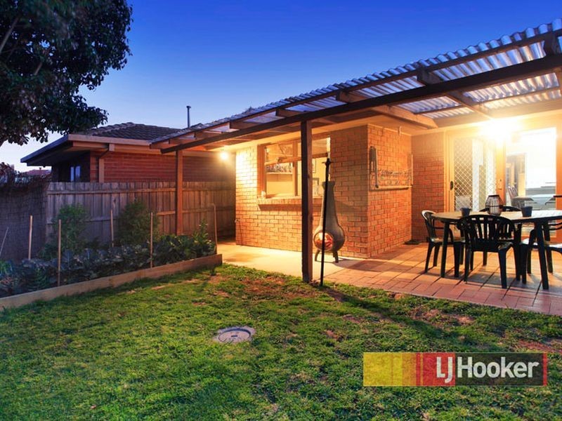 9 Kirkwood Crescent, Hampton Park VIC 3976
