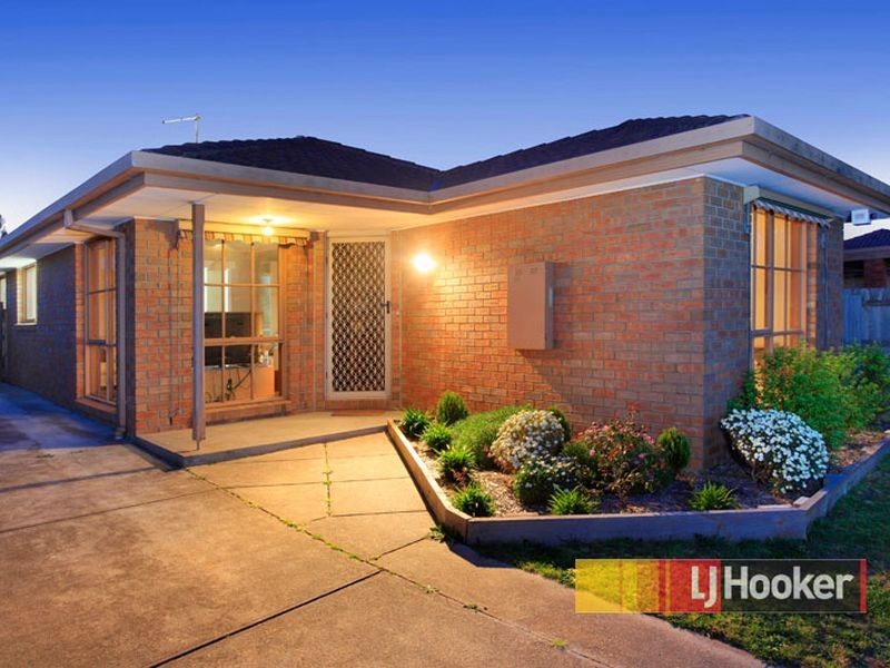 9 Kirkwood Crescent, Hampton Park VIC 3976
