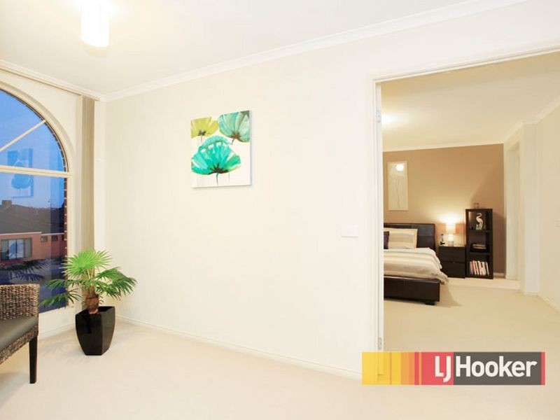 26 Redoak Terrace, Lyndhurst VIC 3975