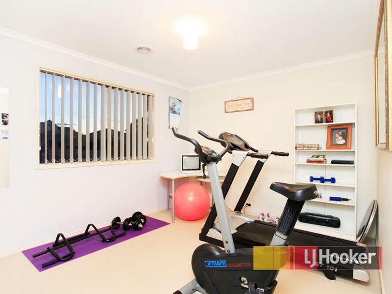 26 Redoak Terrace, Lyndhurst VIC 3975