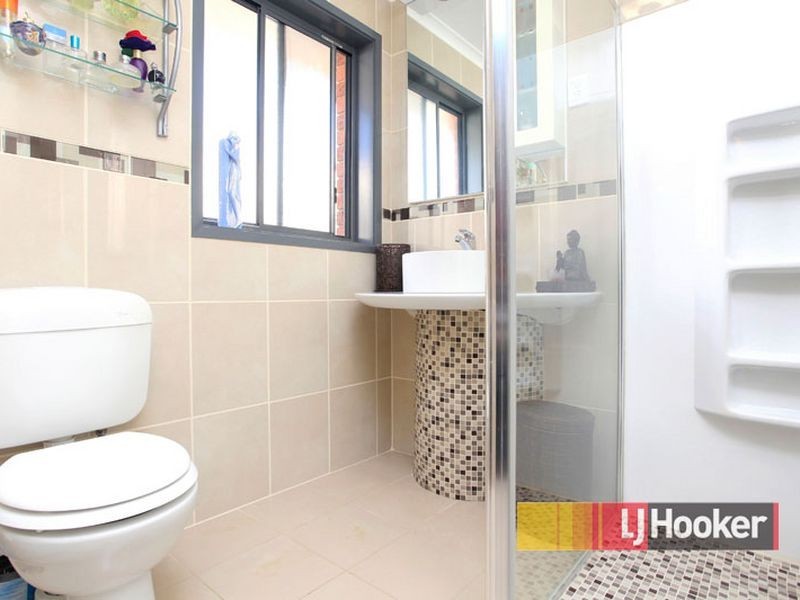 18 Pinehill Court, Cranbourne North VIC 3977