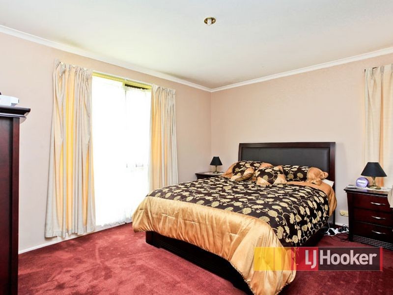 5 Claude Avenue, Hampton Park VIC 3976