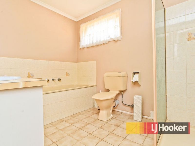 5 Claude Avenue, Hampton Park VIC 3976