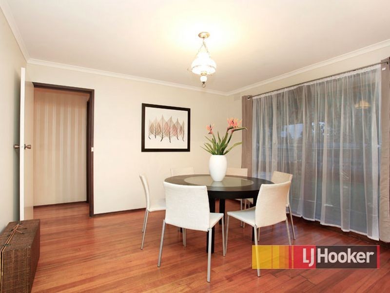 12 The Grange, Hampton Park VIC 3976