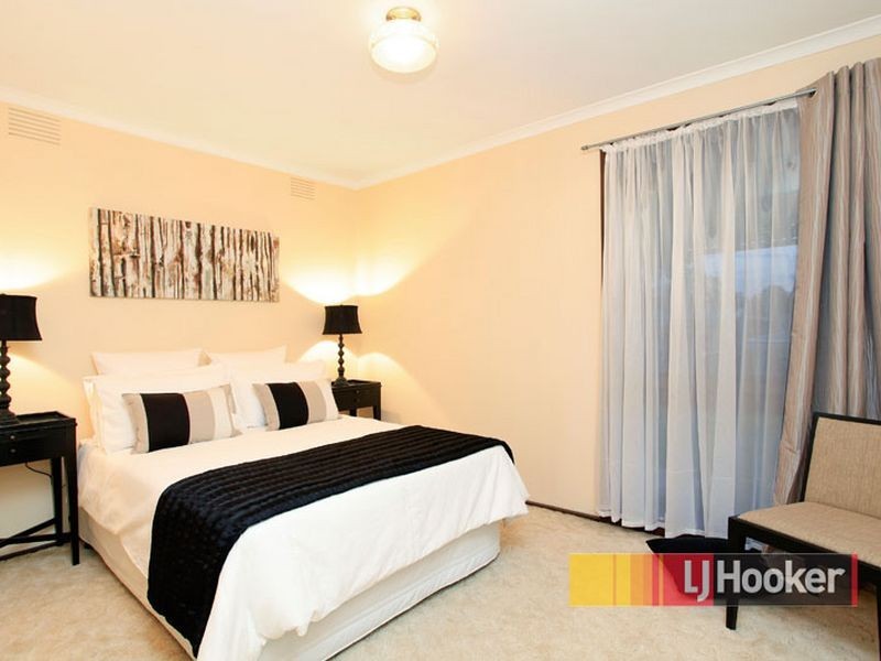 12 The Grange, Hampton Park VIC 3976