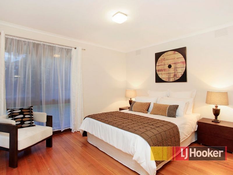 12 The Grange, Hampton Park VIC 3976