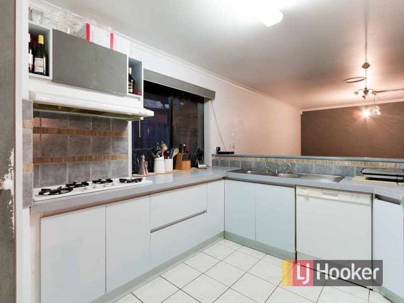 4 Edith Rise, Hampton Park VIC 3976