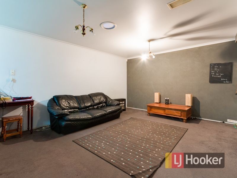 4 Edith Rise, Hampton Park VIC 3976
