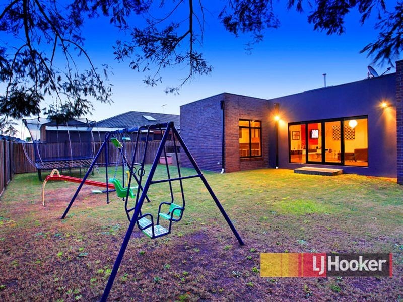 13 Parish Court, Narre Warren South VIC 3805
