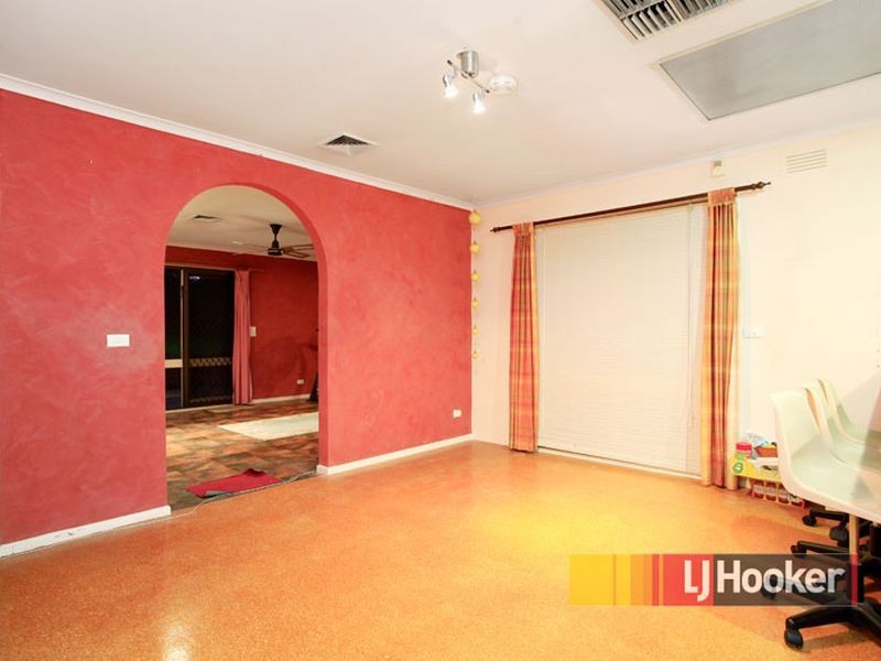 45 Valley Fair Drive, Narre Warren VIC 3805