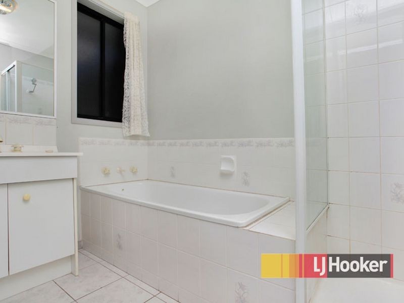 1 Stratus Court, Hampton Park VIC 3976