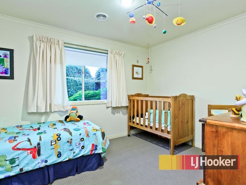 5 Bancroft Avenue, Narre Warren South VIC 3805