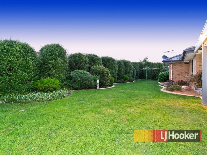 5 Bancroft Avenue, Narre Warren South VIC 3805