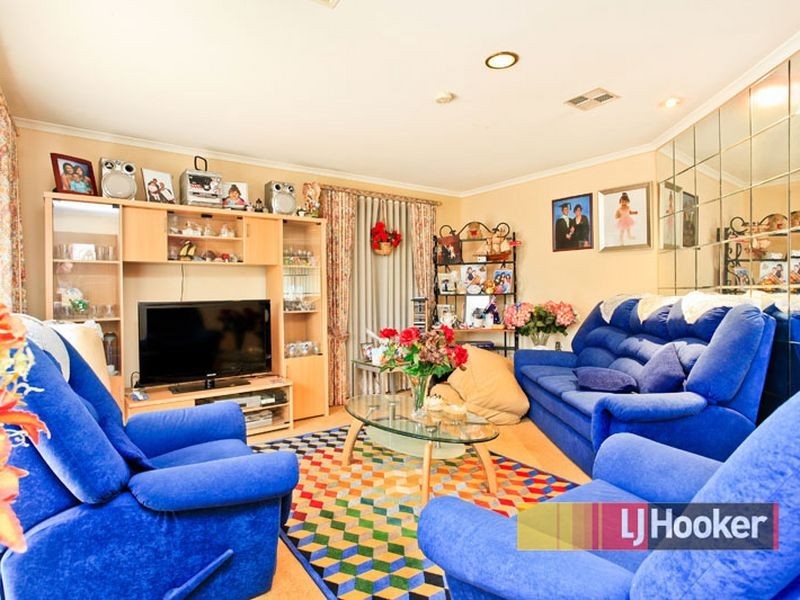 15 Huntington Drive, Hampton Park VIC 3976