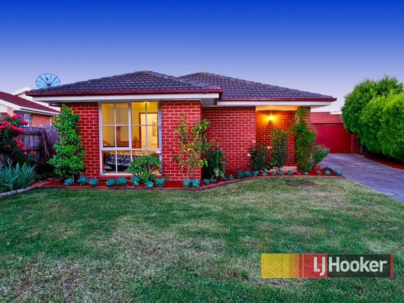 72 Justin Circuit, Hampton Park VIC 3976