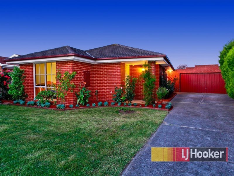 72 Justin Circuit, Hampton Park VIC 3976