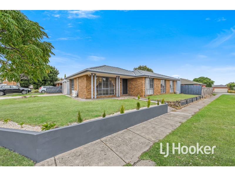2 Ungarie Court, Hampton Park VIC 3976