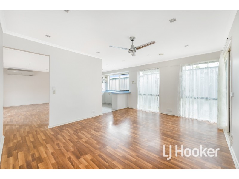 2 Ungarie Court, Hampton Park VIC 3976