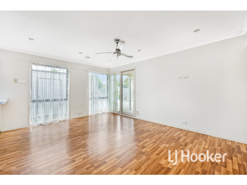 2 Ungarie Court, Hampton Park VIC 3976