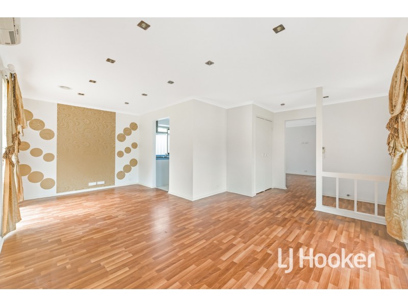 2 Ungarie Court, Hampton Park VIC 3976