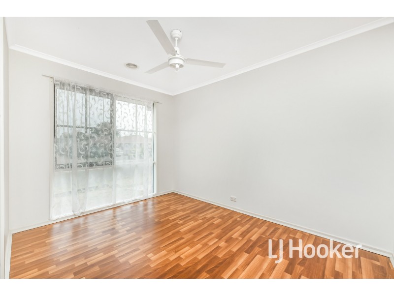 2 Ungarie Court, Hampton Park VIC 3976
